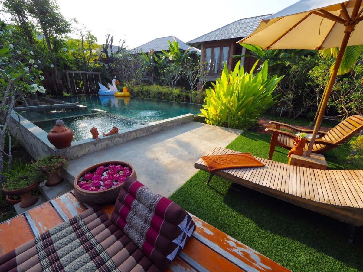 Baansuk Sukhothai Resort Exteriör bild