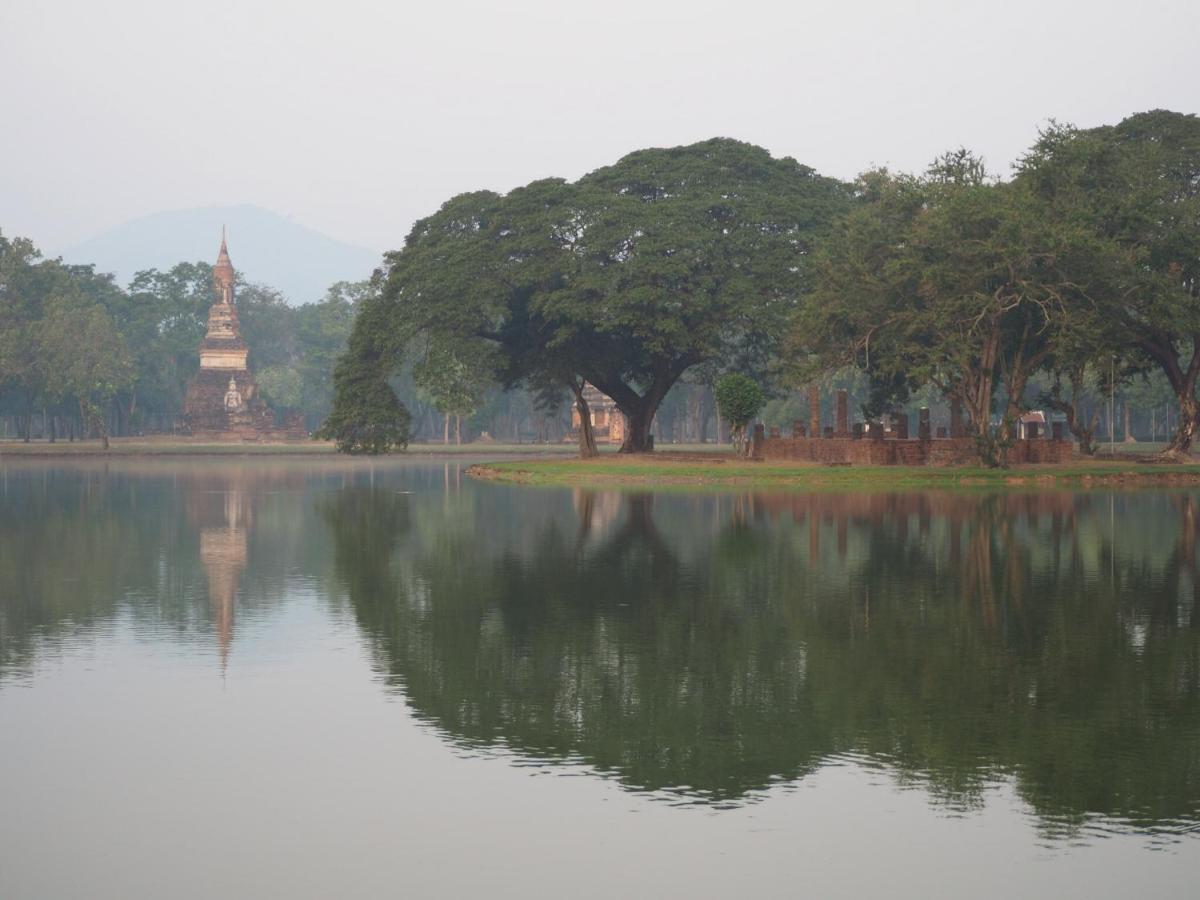 Baansuk Sukhothai Resort Exteriör bild