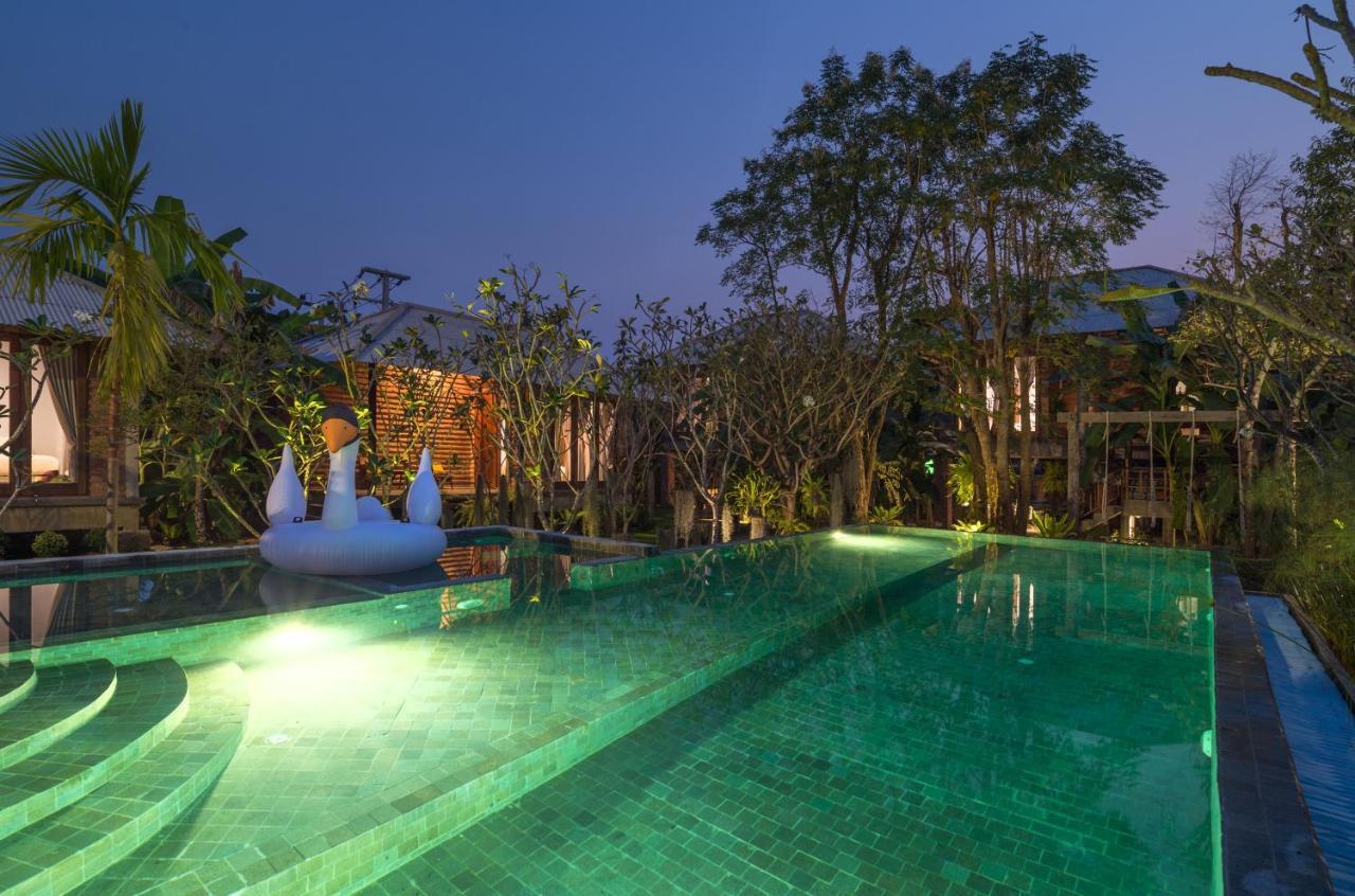 Baansuk Sukhothai Resort Exteriör bild